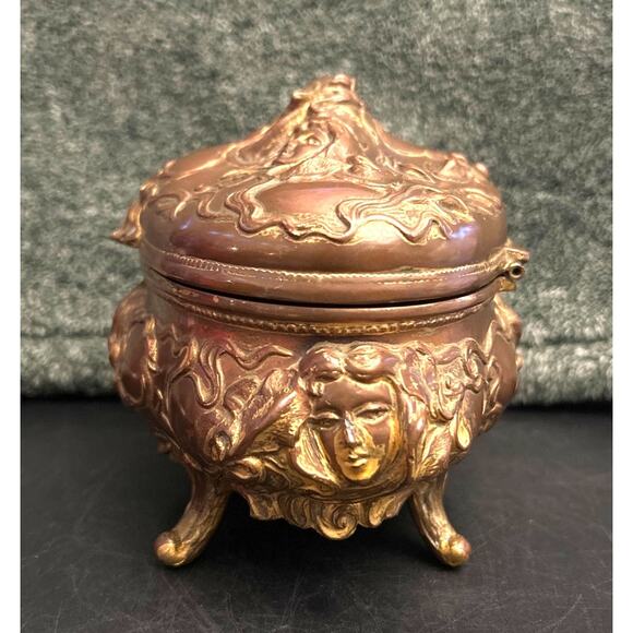 Antique Art Nouveau Jewelry Casket B and W 1904 - Picture 5 of 11